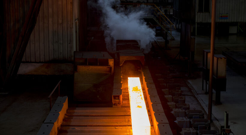 Nippon Steel cuts carbon emissions by a third through hydrogen trial