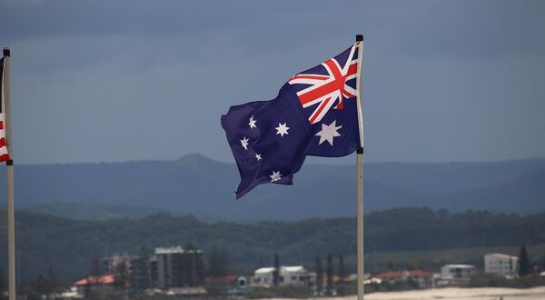 Joint venture to invest $733m in Australia iron ore project.
