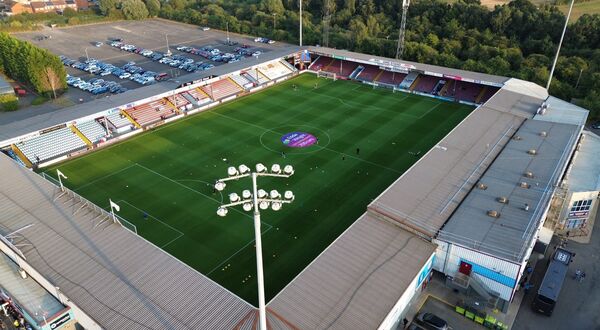 British Steel signs shirt sponsorship deal with Scunthorpe United